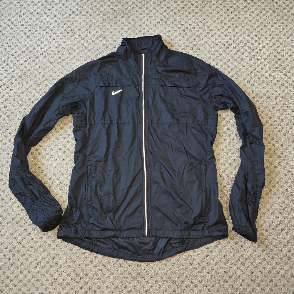 Nike packable jacket